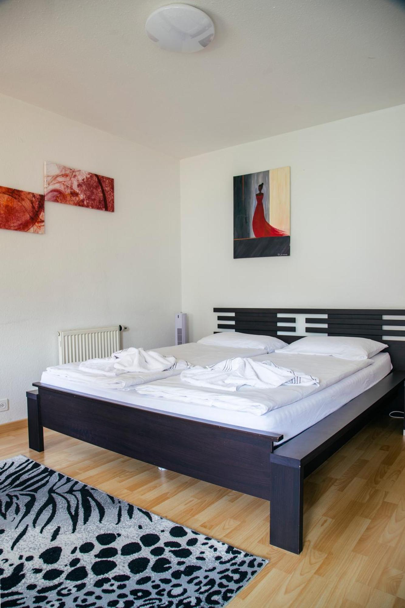 Between Lakes Apartments - 58 Interlaken Rom bilde